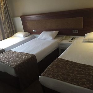 Dreibettzimmer